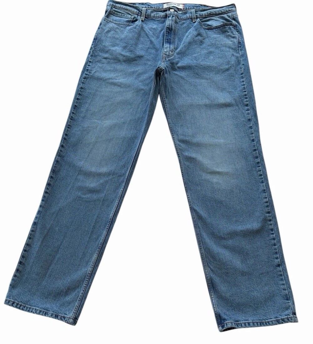 Levi’s 505 Jeans Mens 44x34 Medium Wash Straight Leg Relaxed Fit Denim Classic